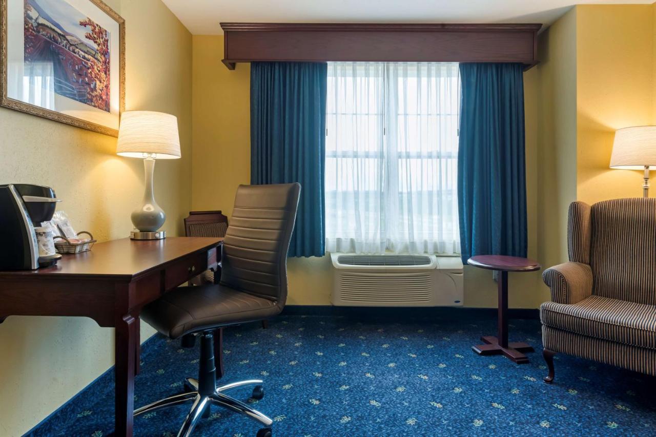 Best Western Plus Grand-Sault Hotel & Suites Eksteriør billede