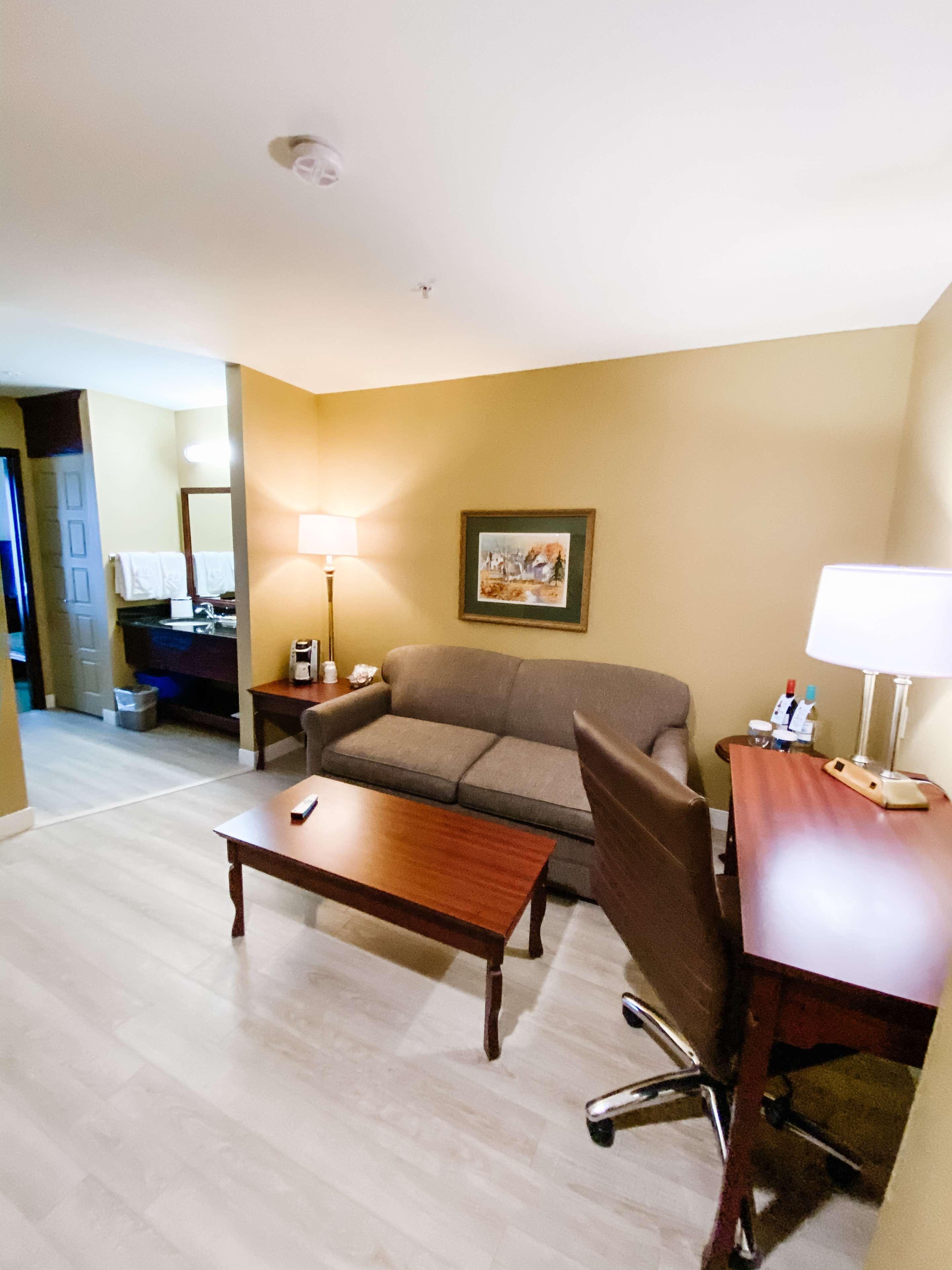 Best Western Plus Grand-Sault Hotel & Suites Eksteriør billede
